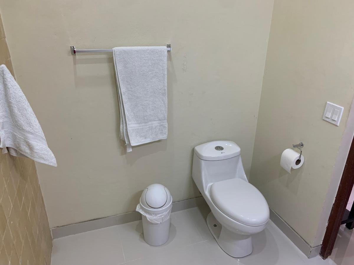 Apartamentos Casa Amarilla 格拉纳达 外观 照片