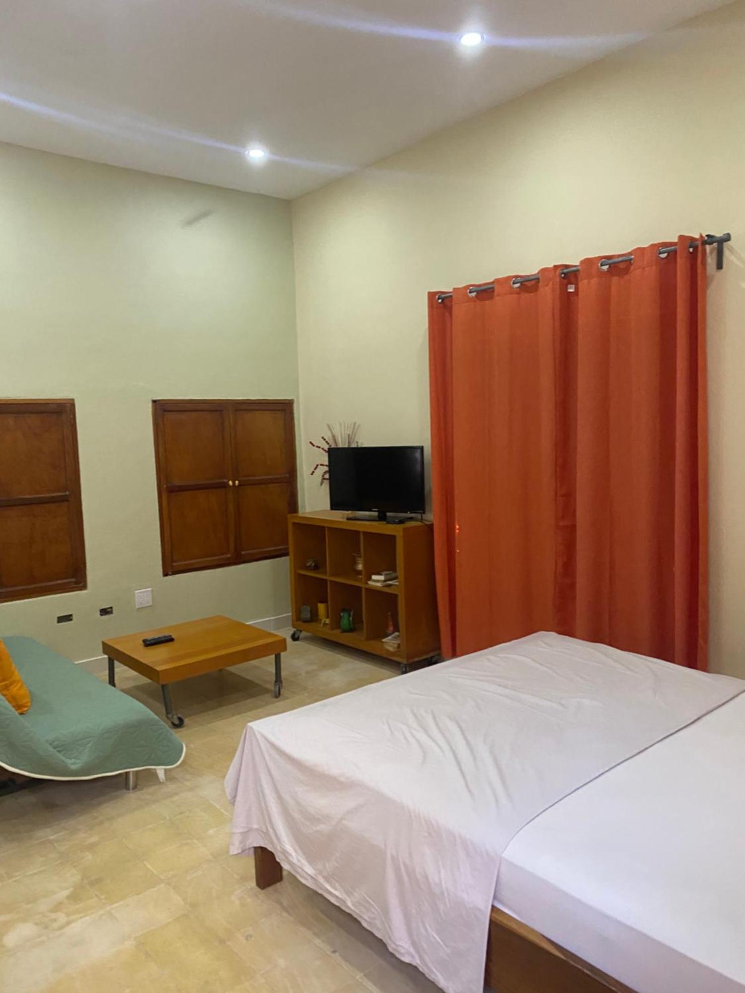 Apartamentos Casa Amarilla 格拉纳达 外观 照片