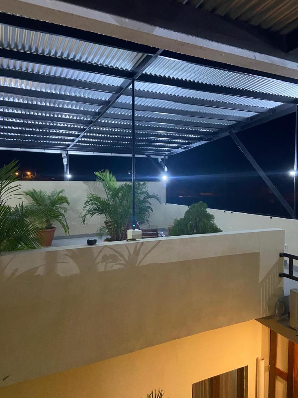 Apartamentos Casa Amarilla 格拉纳达 外观 照片