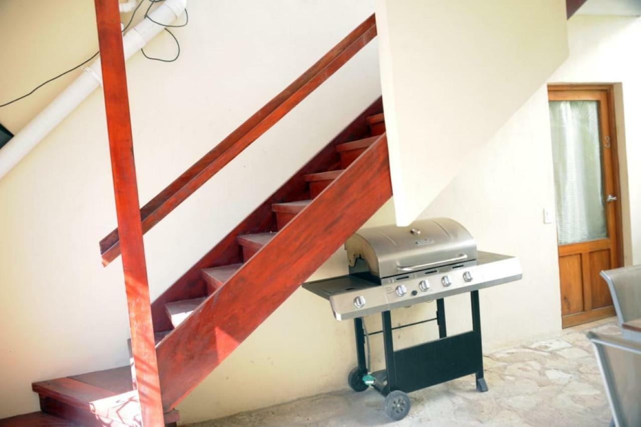 Apartamentos Casa Amarilla 格拉纳达 外观 照片
