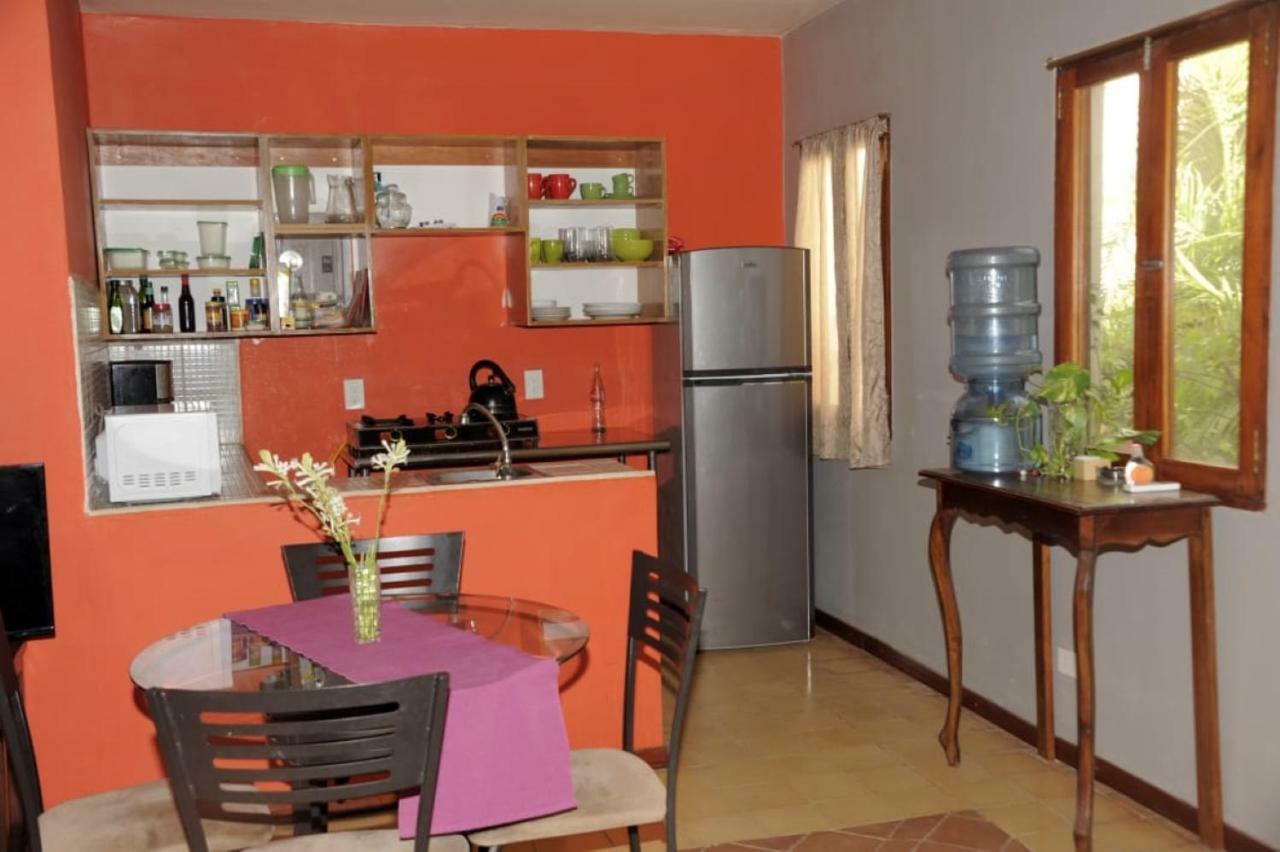 Apartamentos Casa Amarilla 格拉纳达 外观 照片